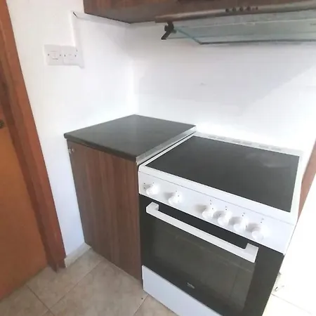2 Bedroom With View Of 아파트
